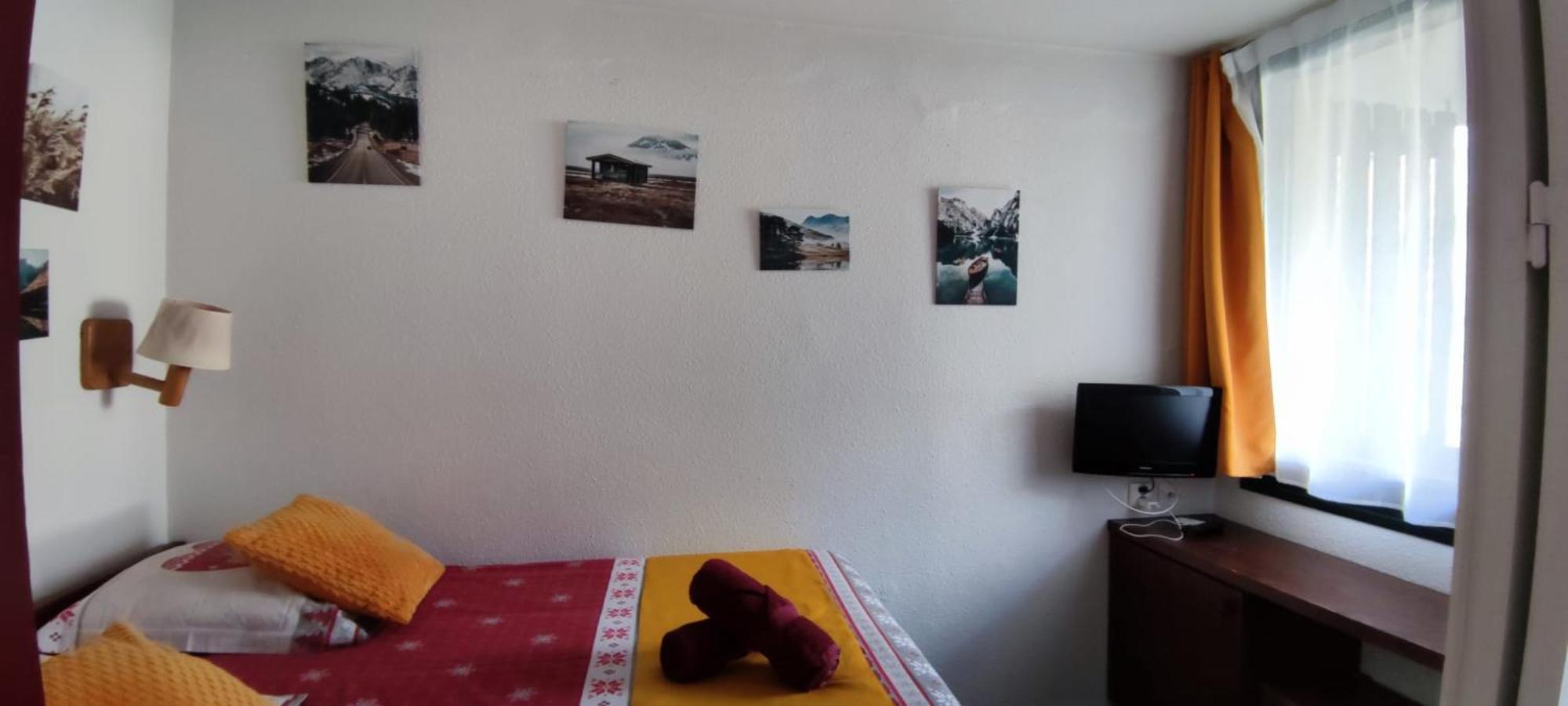 Joli Appartement Le Chamois Blanc Chamonix, Parking Exterior foto
